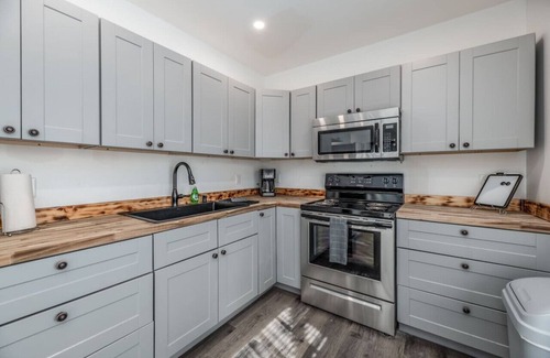 Bangor Apartamento | *Closed Listing - Not Bookable*
