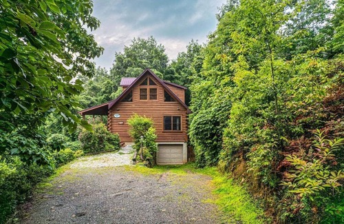 Sylva Cabina | Cloud 10 Mountaintop Guesthouse