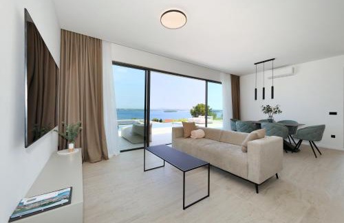 Kraj Villa | Cloud 9 D9