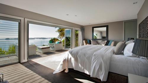 Russell Casa | Cloud 9