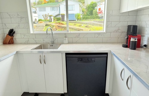 Johnsonville Casa | Cloud Catcher - Family Comfort & Scenic Views