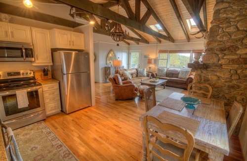 Blowing Rock Casa | Cloud Forest Lane