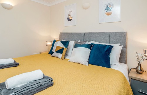 Woking Apartamento | Apartamento-Negocios-Baño Privado-Vista al Jardín