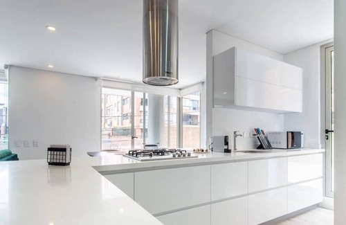 Usaquen Apartamento | Cloud9 | Up to 12 ppl | The Emerald