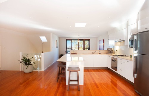 Randwick Casa | Clovelly Beach House with views