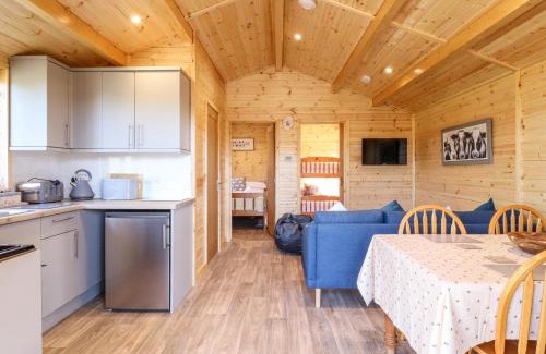 Theberton Casa | Clover Lodge