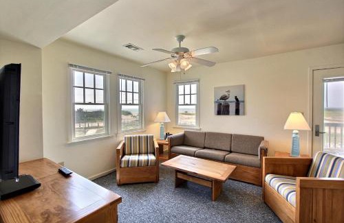 Buxton Casa | Clownfish & Cobia