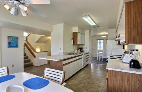 Buxton Casa | Clownfish & Cobia