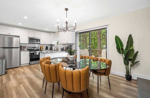 Sharonbrook Casa | CLT Vibes | Trendy 3BR Near SouthPark