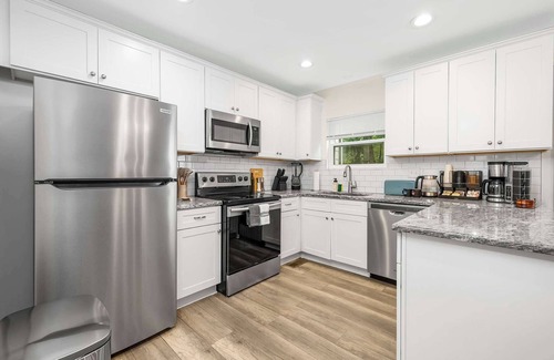 Sharonbrook Casa | CLT Vibes | Trendy 3BR Near SouthPark