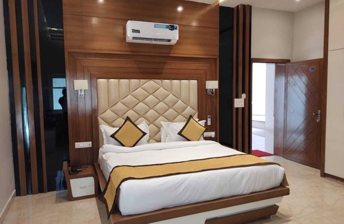 Alwar Complejo | Club 21by Sariska Fun city