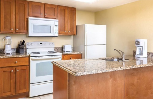 Pagosa Springs Complejo | Club Wyndham Pagosa, Pagosa Springs, CO - 2 bedroom condo - full kitchen, washer & dryer in the unit