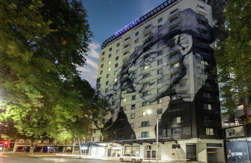 Sydney Central Business District Hotel | Club Wyndham Sydney, Trademark Collection by Wyndham