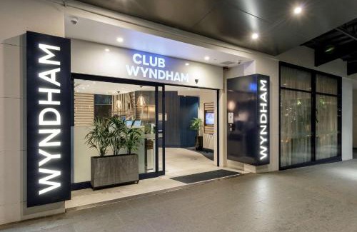 Sydney Central Business District Hotel | Club Wyndham Sydney, Trademark Collection by Wyndham