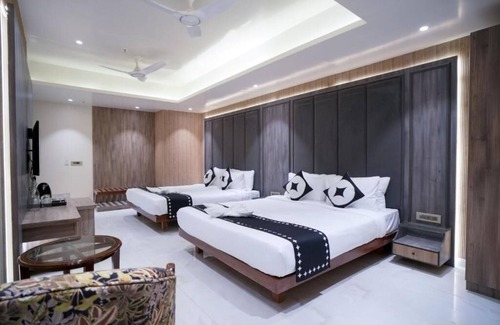 Faizabad Hotel | Clubhouse Hotel Ayodhya