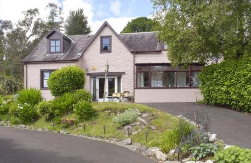 Innellan Casa | Cluniter Cottage