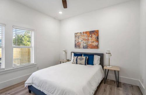 Greater East End Casa | Clutch City Super-Luxe at East Downtown