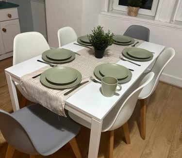 Dalmuir Apartamento | Clydebank Cozy 3bdr flat near Glasgow
