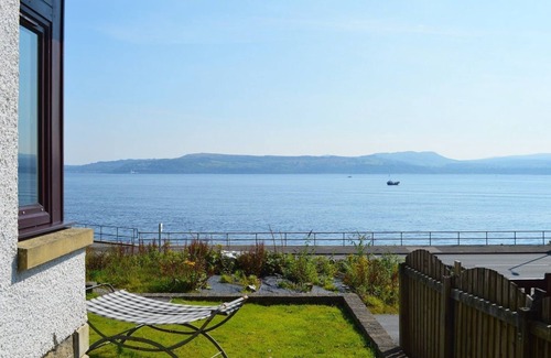 Innellan Villa | Clydeside Villa: una impresionante villa en Dunoon con vistas al Firth of Clyde para 10 personas.