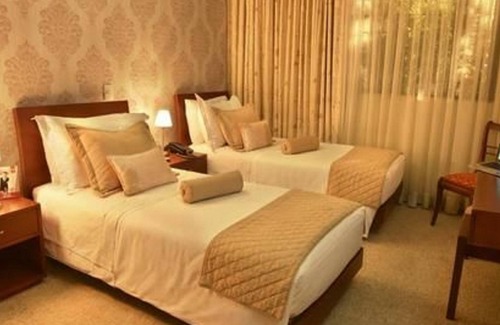 Zona Rosa Hotel | CM Suite