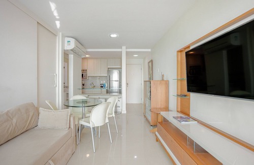 Dois de Julho Apartamento | CM01 Excelente apartamento con vistas al mar - Cloc Marina