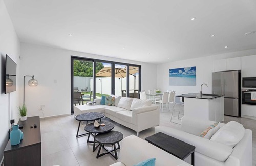 Ponton Casa | CM01A - Private pool - Outdoor Pleasure 3BR townhome