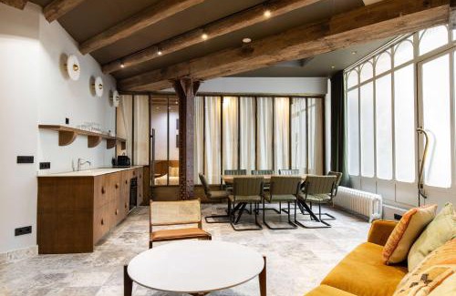 Enfants-Rouges Apartamento | CMG Amazing Duplex 3BR 6P Le Marais