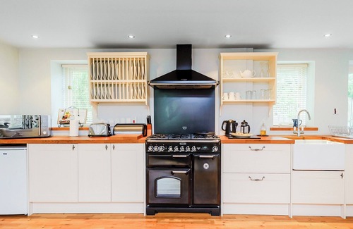 Eye Cabaña | Coachman's Cottage - UK11449