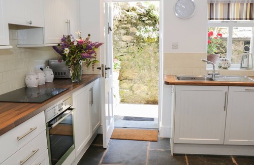 Meathop Cabaña | Coachmans Cottage