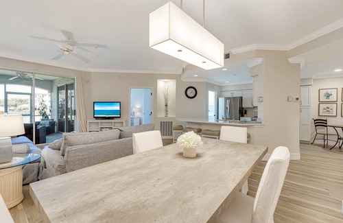 Tropical Cove Condominio | Coast Awhile at Lexington CC Lake Village