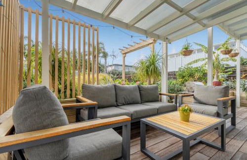 Whangamata Casa | Coast Awhile - Whangamata Holiday Home
