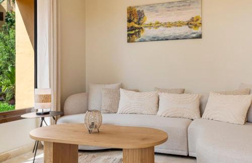Castillo de Sabinillas Apartamento | Coast comfort Duquesa Village 3BR