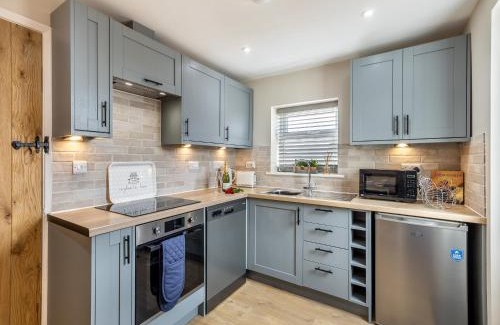 Spalding Casa | Coast Guard Cottage