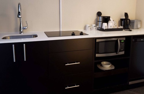 Kamloops Hotel | Coast Kamloops Hotel & Conference Centre