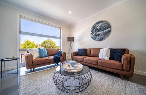 Christies Beach Casa | Coast on Clovelly Christies Beach