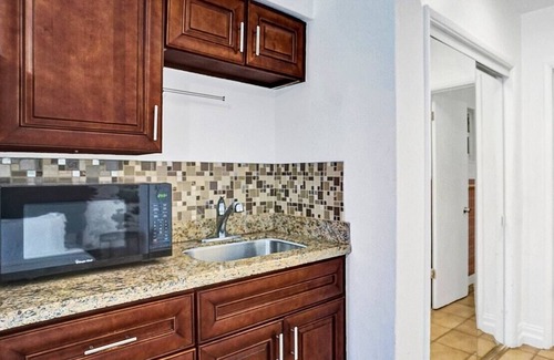 North Beach Apartamento | Coast Studio Free Parking Pool Near Beach