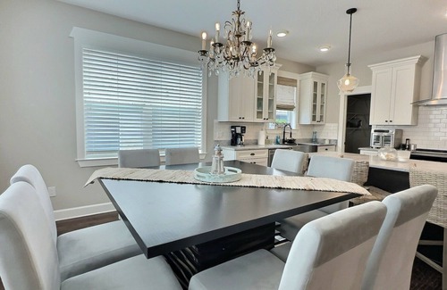 Port Tampa City Casa | Coastal Bay Retreat - Luxe Comfort Meets Seaside Charm