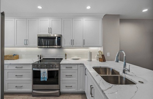 Boca Grande Condominio | Coastal BG North 82, a spacious 2-bed, 2-bath Boca Grande with stunning Gulf views
