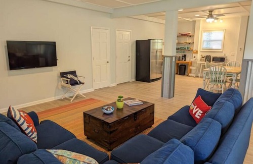 Smyrna Apartamento | Coastal Birdsong waterfront apt