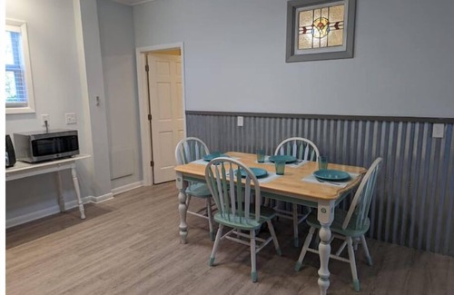 Smyrna Apartamento | Coastal Birdsong waterfront apt
