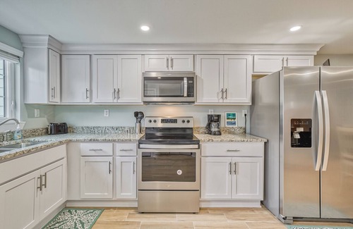Ocean Cay Casa | Coastal Blue Bliss- Pet Friendly