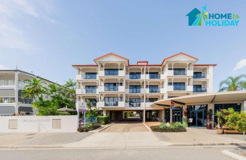 South Townsville Apartamento | Coastal Breeze Apartment - Steps Away from City Stadium & Ferry