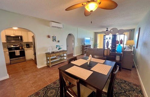 La Grande Princesse Condominio | Coastal Casual