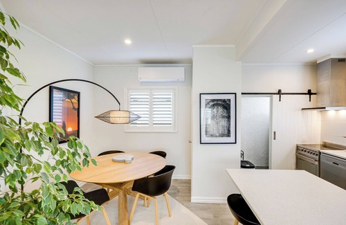 Napier Casa | Coastal Charm - Napier Holiday Home