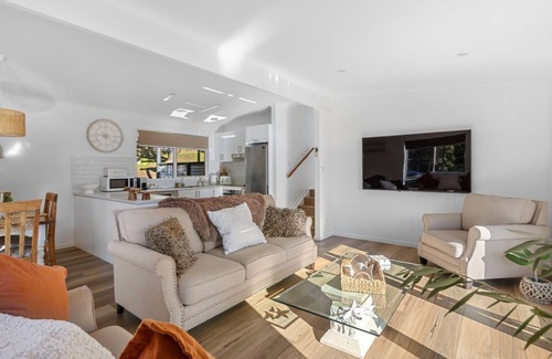 Venus Bay Casa | Coastal Charm on Crichton