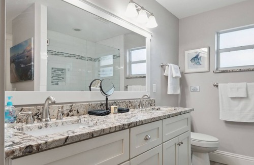 Intracoastal Homes Casa | Coastal Charm: Seaside Hideaway