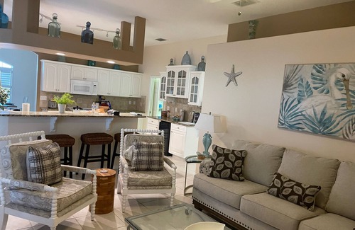 Sebastian Highlands Casa | Coastal Charmer in the Sebastian Highlands