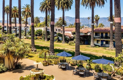West Beach Casa | Coastal Chic Retreat: Boutique Hotel with Ocean Views | Pets Are Welcome