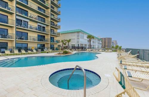 Daytona Beach Shores Apartamento | Coastal Chic Suite at Sunglow Resort by Brightwild