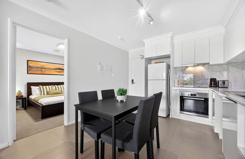Rockingham Apartamento | Coastal Comfort in Rockingham 2BR Apartment